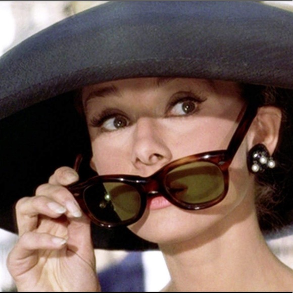 Hello. - Picture 1 of 1